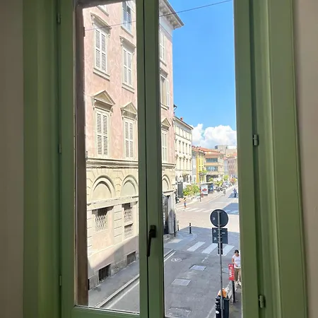 New San Lazzaro House 2 Boho Style -piazza Pontida * Bergamo